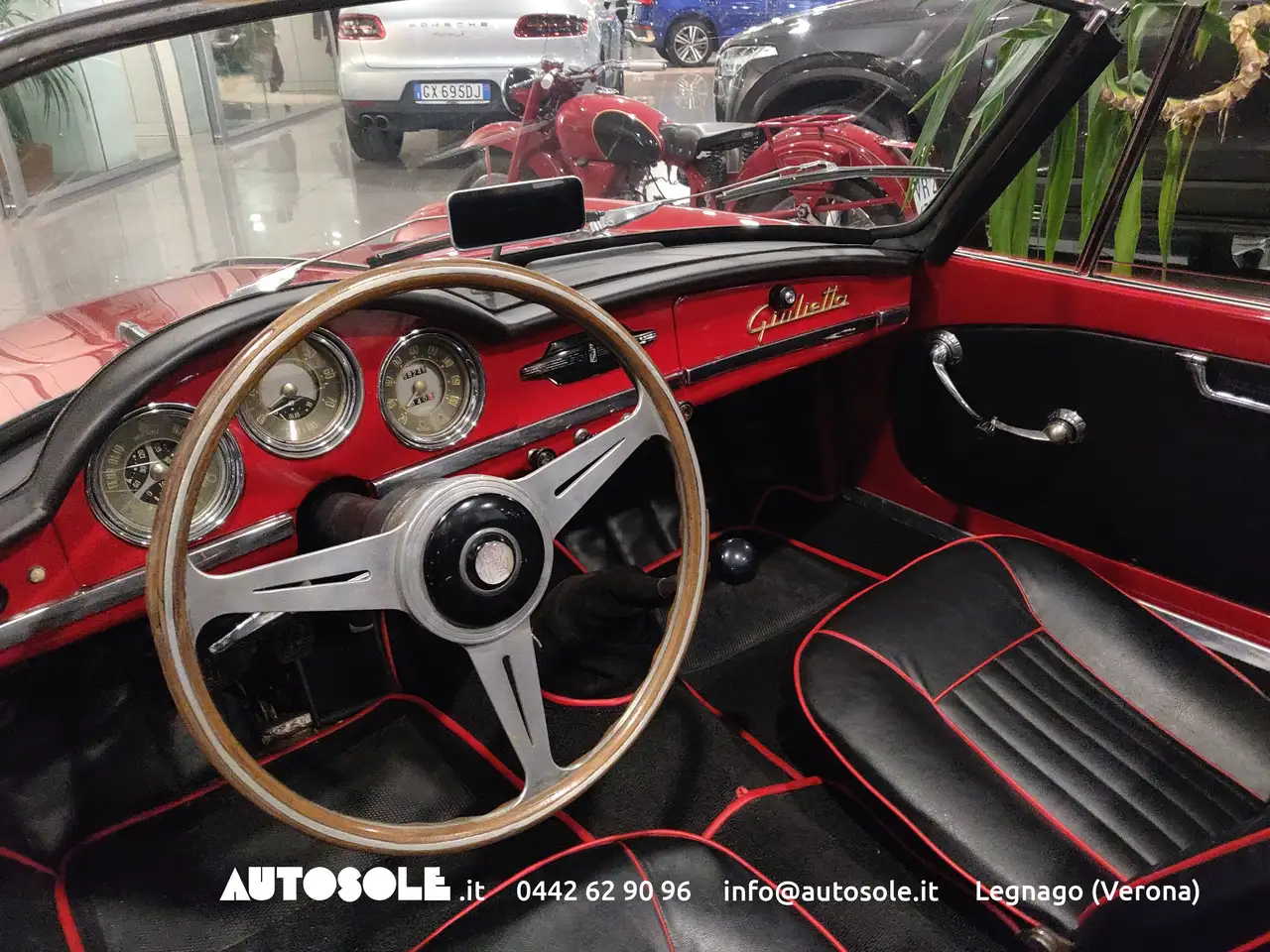 Alfa Romeo Giulietta Spider 1300 Type 101, foto 6