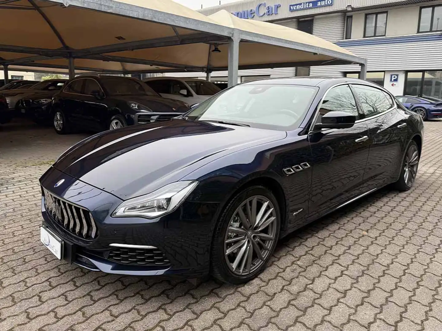 Maserati Quattroporte Granlusso TETTO APRIBILE TELECAMERA 360 IVA ESP Blau - 1