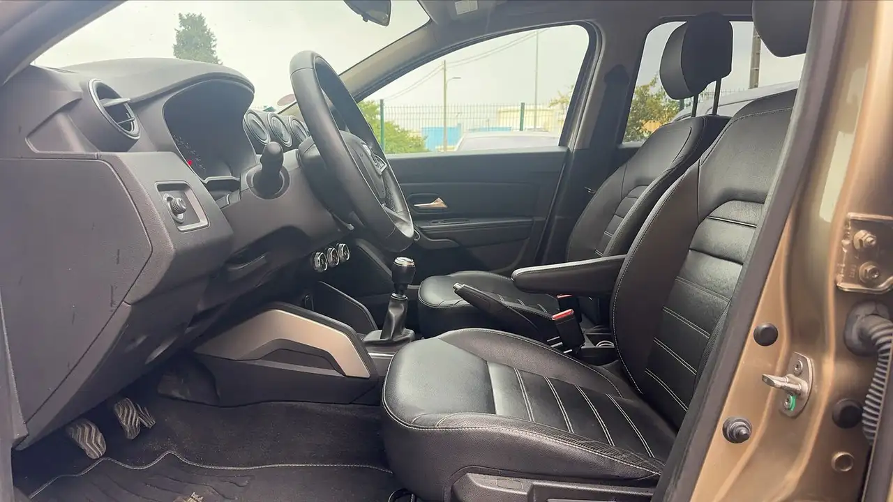Dacia Duster — photo 27