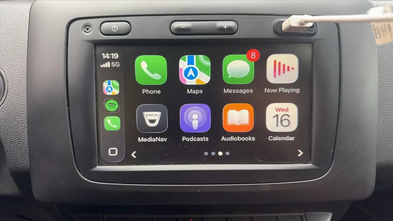 Dacia Duster — photo 24