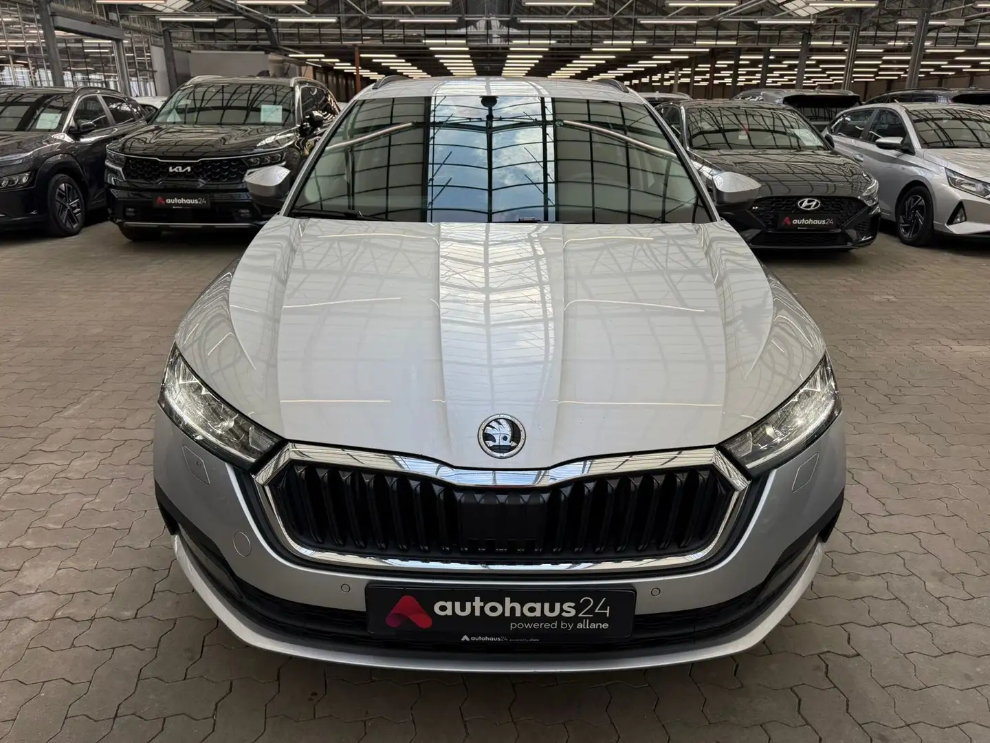 Skoda Octavia Combi 2.0 TDI  Ambition|DSG|LED|Sitzhzg Silber - 2
