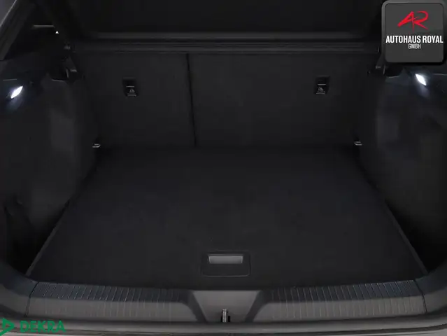 Volkswagen ID.4 view 13