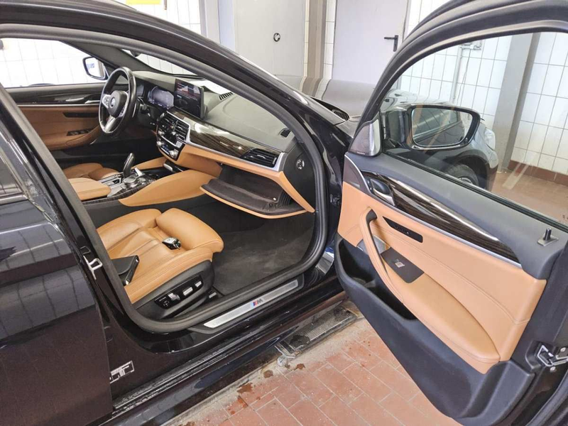 BMW 540 d xDrive M Sportpaket B&W/Pano/Rollo/20/Laser — photo 6
