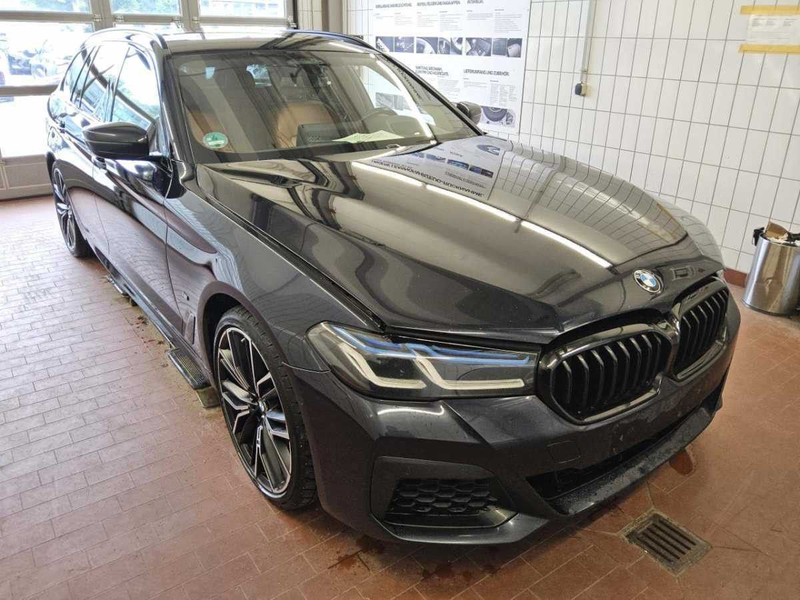 BMW 540 d xDrive M Sportpaket B&W/Pano/Rollo/20/Laser — photo 4