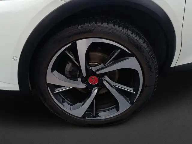 DS Automobiles DS 7 view 9