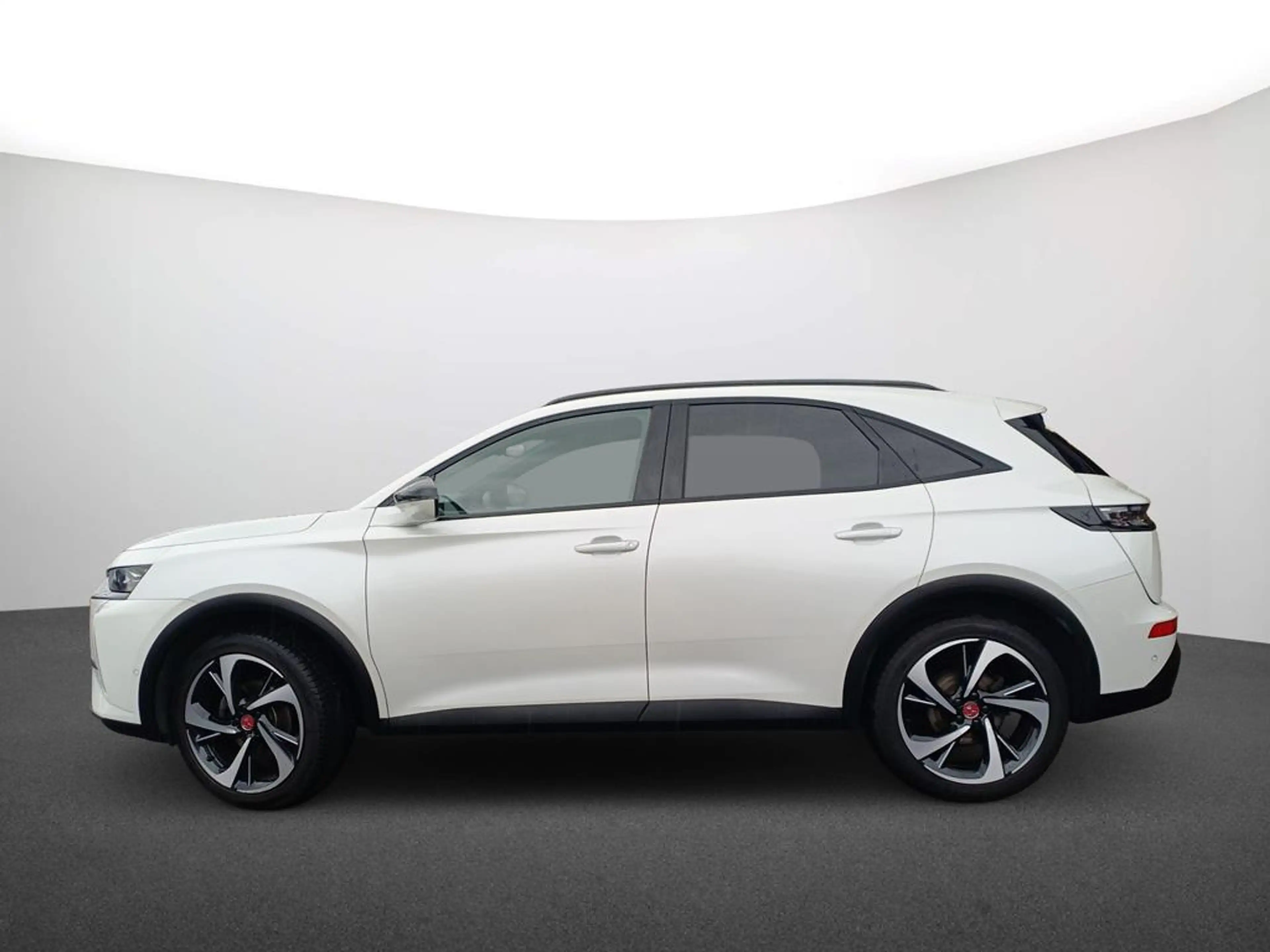 DS Automobiles DS 7 DS 7 PERFORMANCE LINE + BlueHDi 130 EAT8 — photo 5