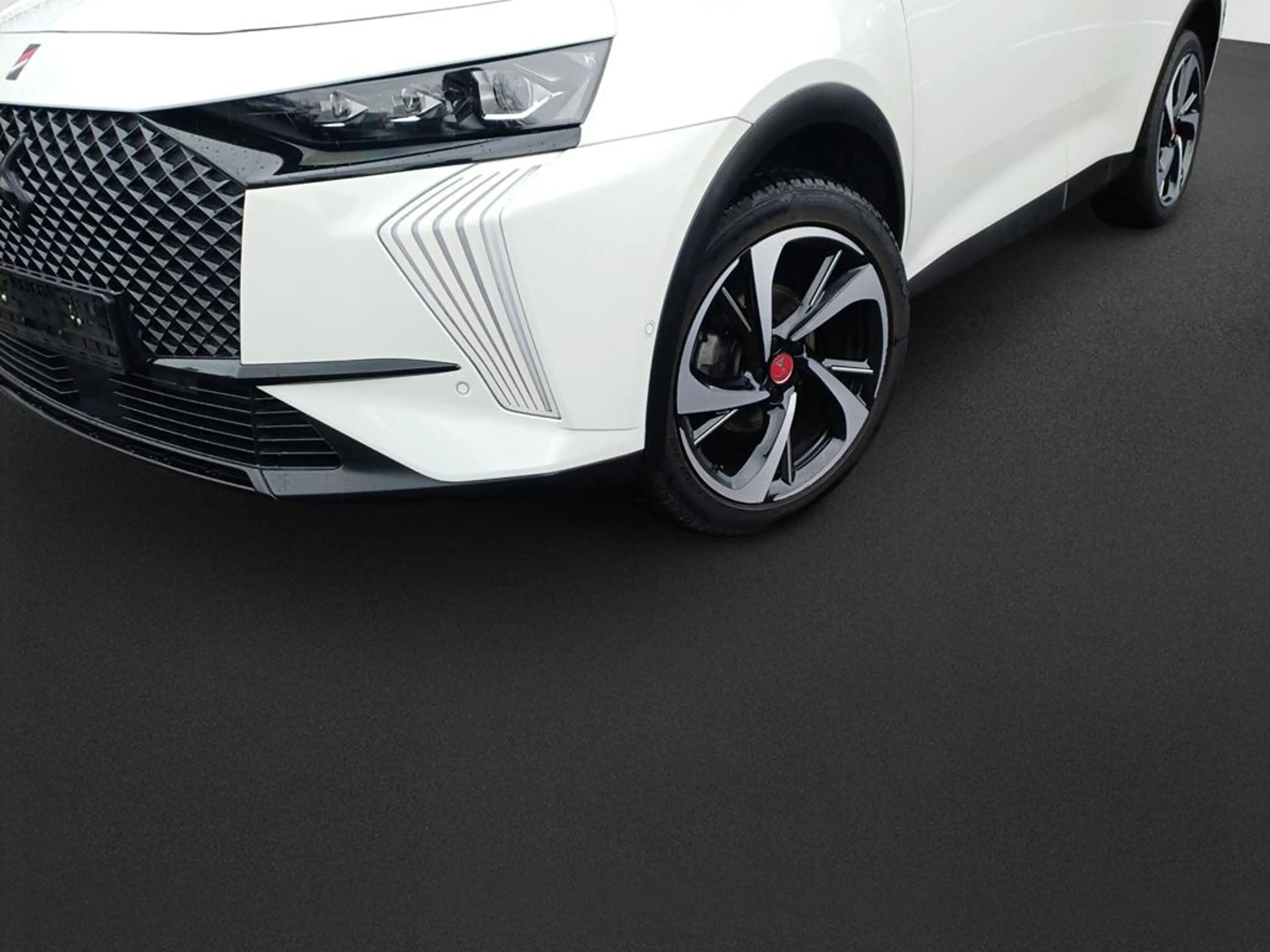 DS Automobiles DS 7 DS 7 PERFORMANCE LINE + BlueHDi 130 EAT8 — photo 10