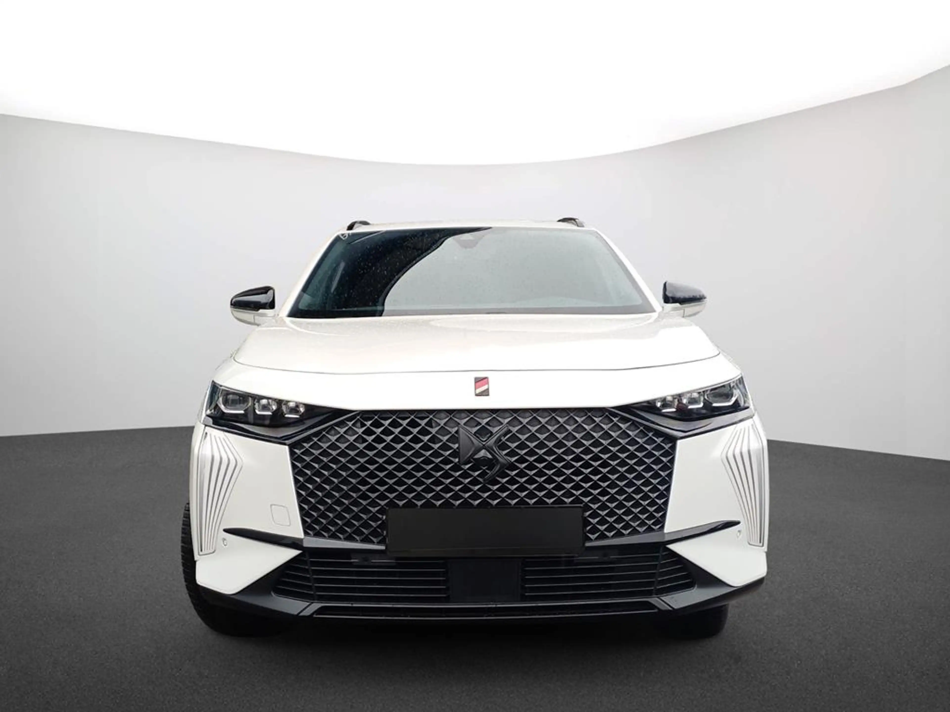 DS Automobiles DS 7 DS 7 PERFORMANCE LINE + BlueHDi 130 EAT8 — photo 3