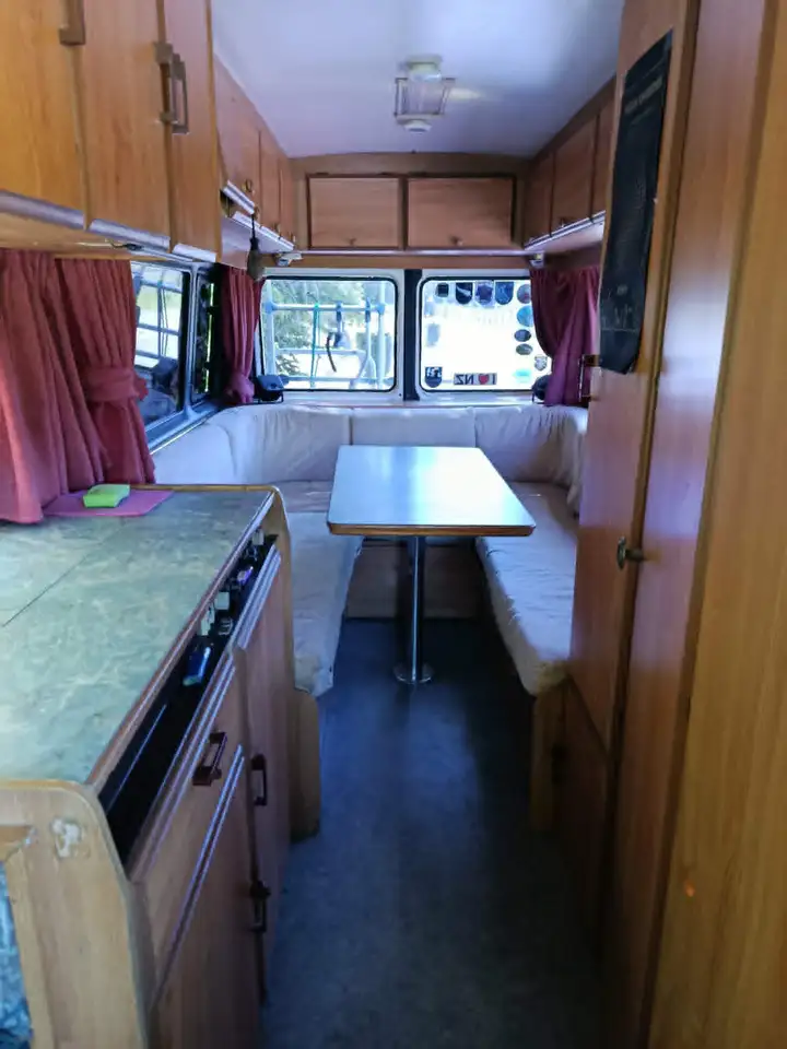 Mercedes-Benz 208D Van Camper, foto 2