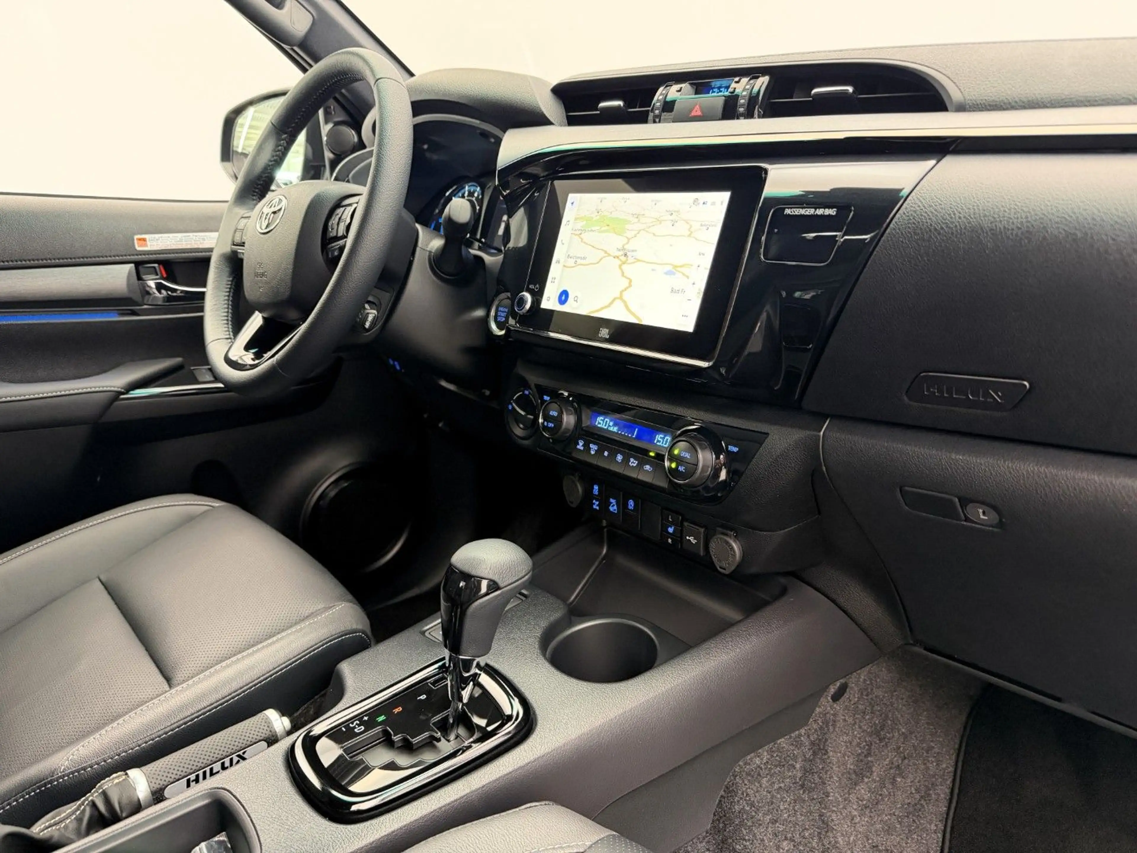 Toyota Hilux 2.8 D4-D Invincible Mild HYBRID°AHK°Wanne — photo 10