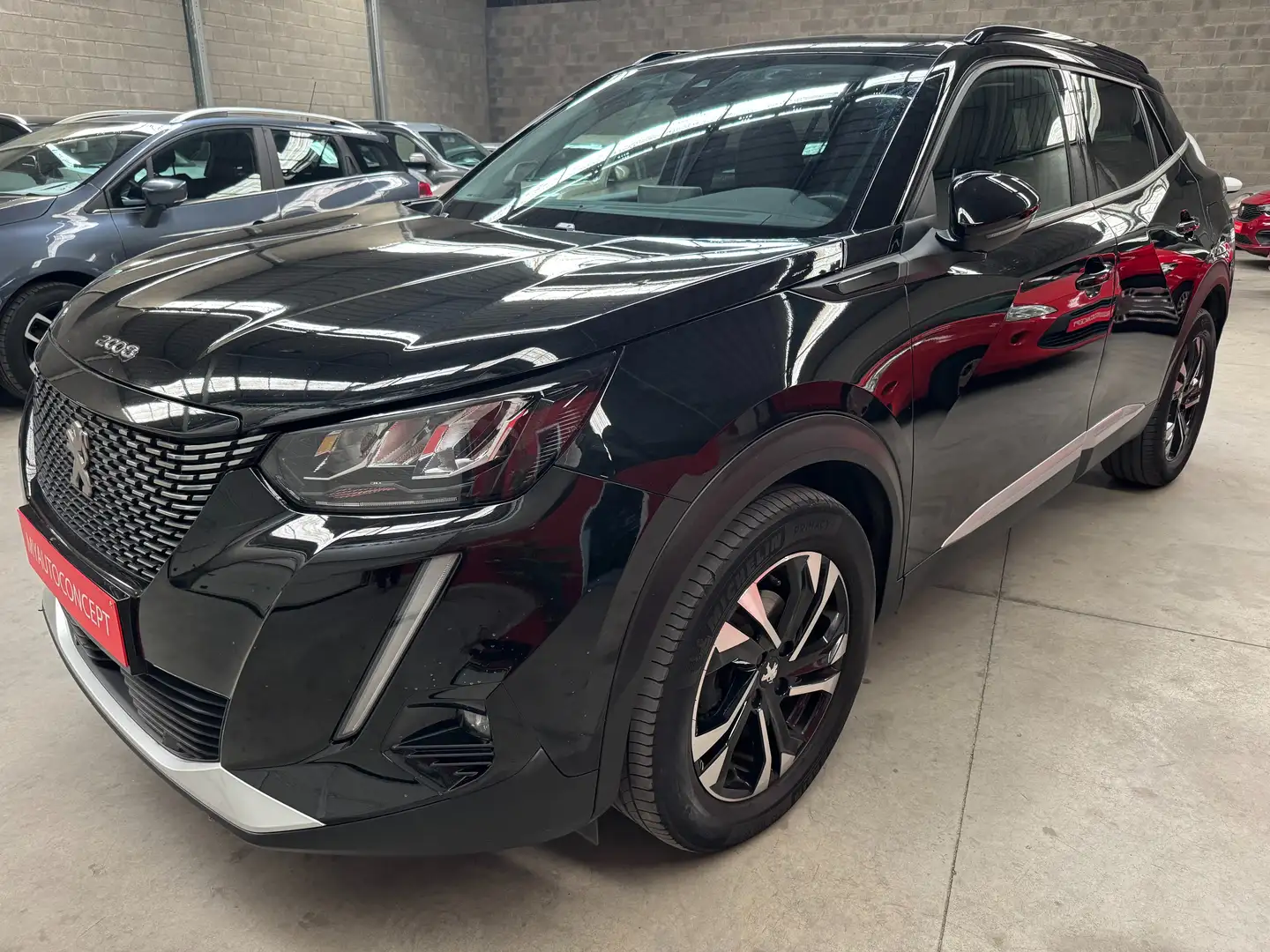 Peugeot 2008 1.5 BlueHDi Style S Negro - 1