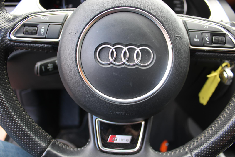 Audi A4 1.8 TFSI *S-Line* | Trekhaak | Cruise & Climate Co — photo 15