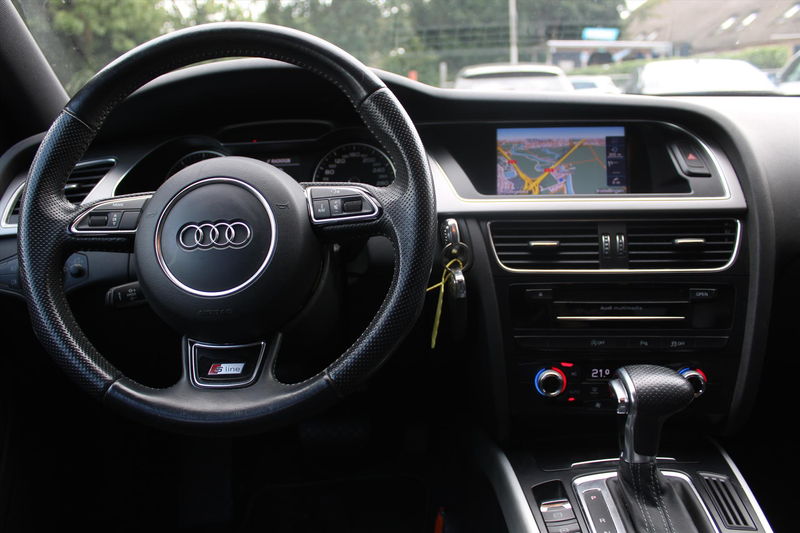 Audi A4 1.8 TFSI *S-Line* | Trekhaak | Cruise & Climate Co — photo 8