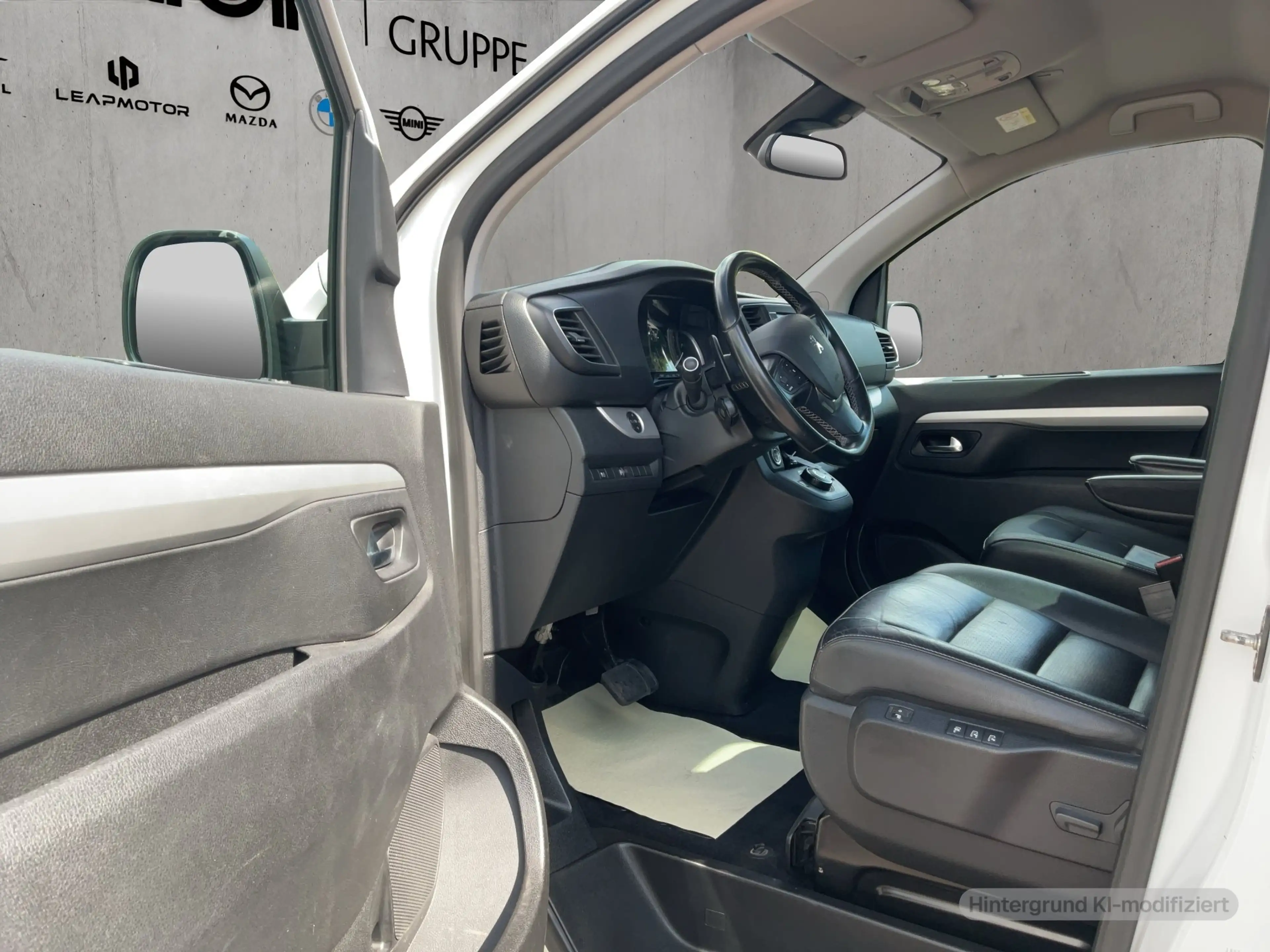 Peugeot Traveller VIP L3 — photo 9