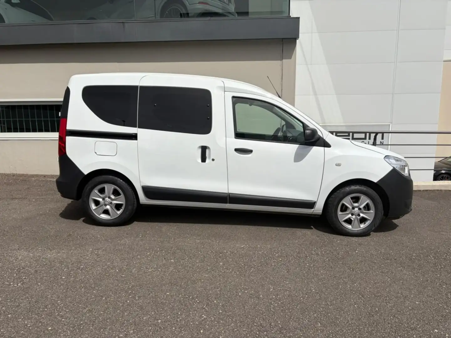Dacia Dokker 1.5Blue dCi Essential 70kW Blanco - 2