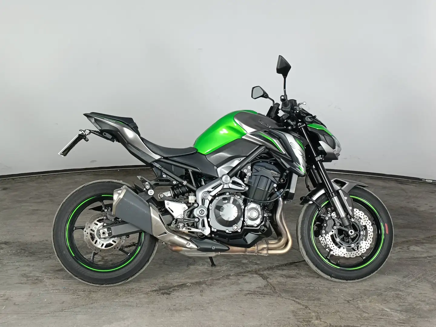 Kawasaki Z 900 my17 Nero - 1