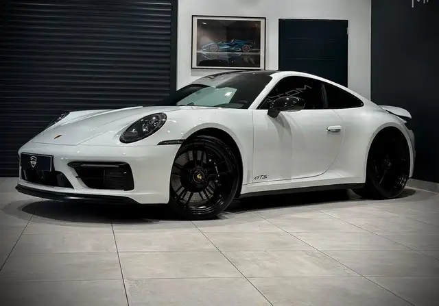 Porsche 992