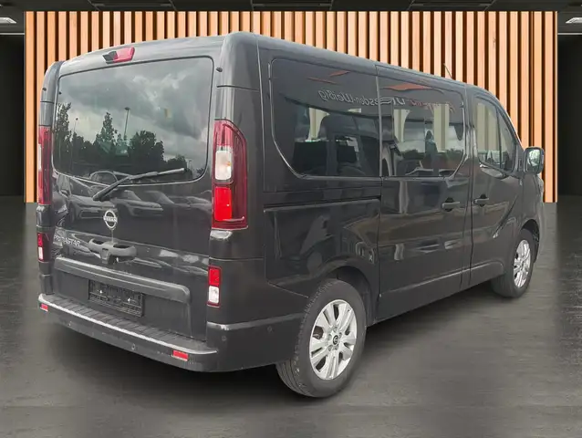 Nissan Primastar view 5