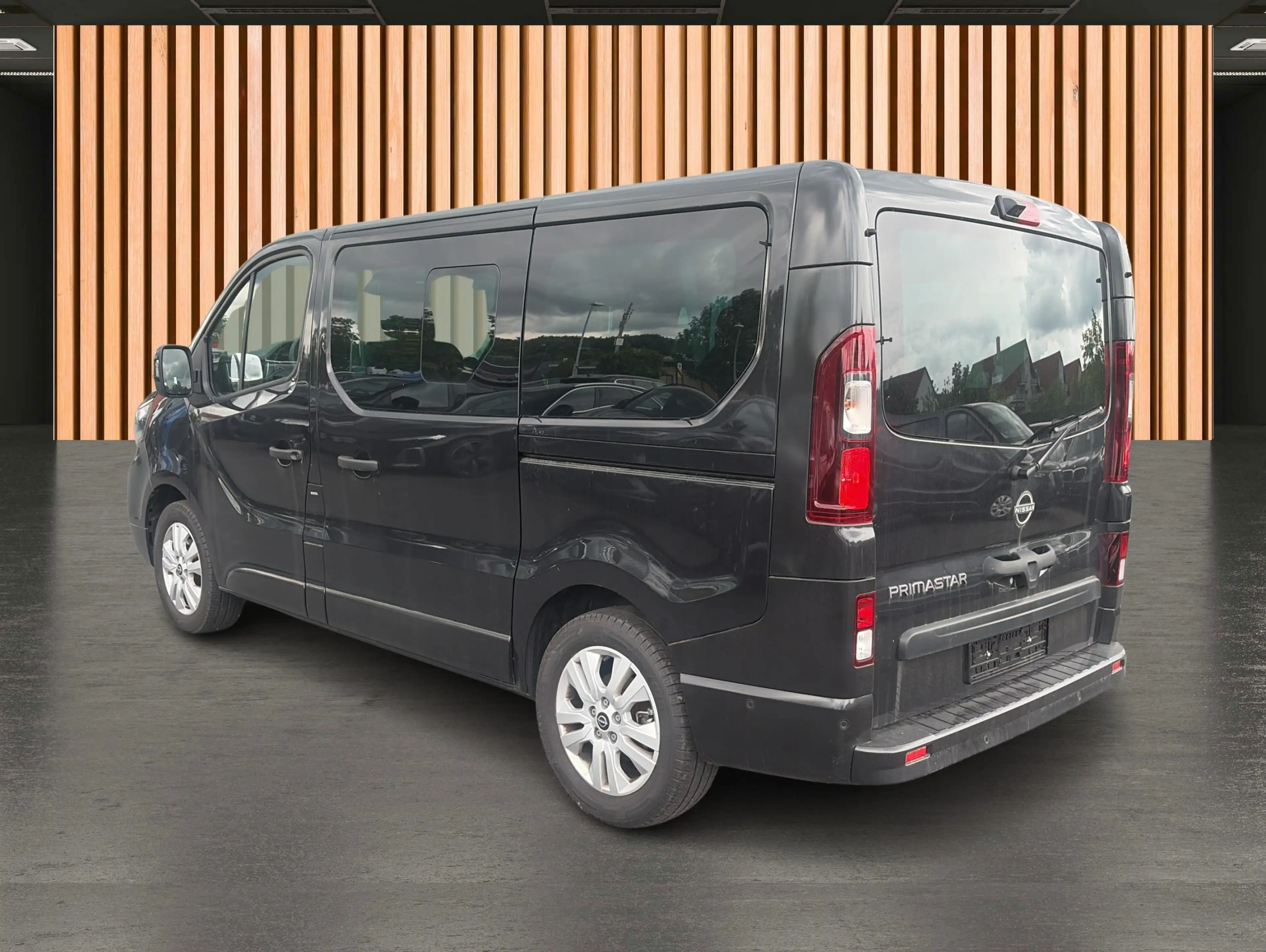 Nissan Primastar 2.0 DCI L1H1 3,0t Tekna*9 Sitze*LED — photo 6
