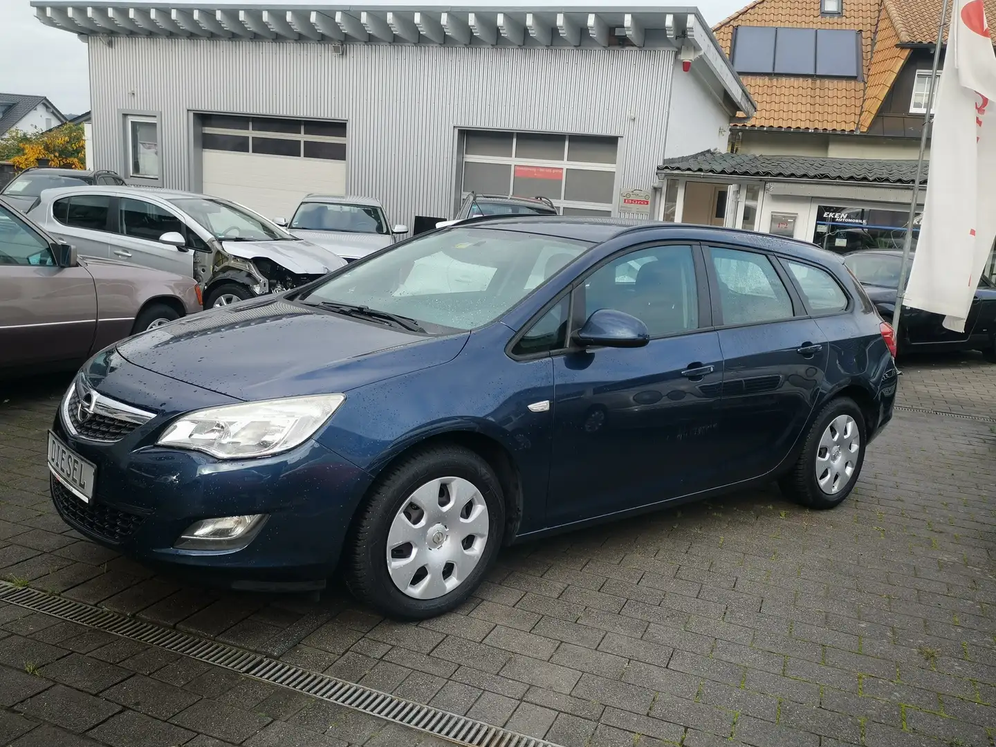 Opel Astra Selection 1.3 CDTi 1. Hand Viele Neuteile Blau - 1