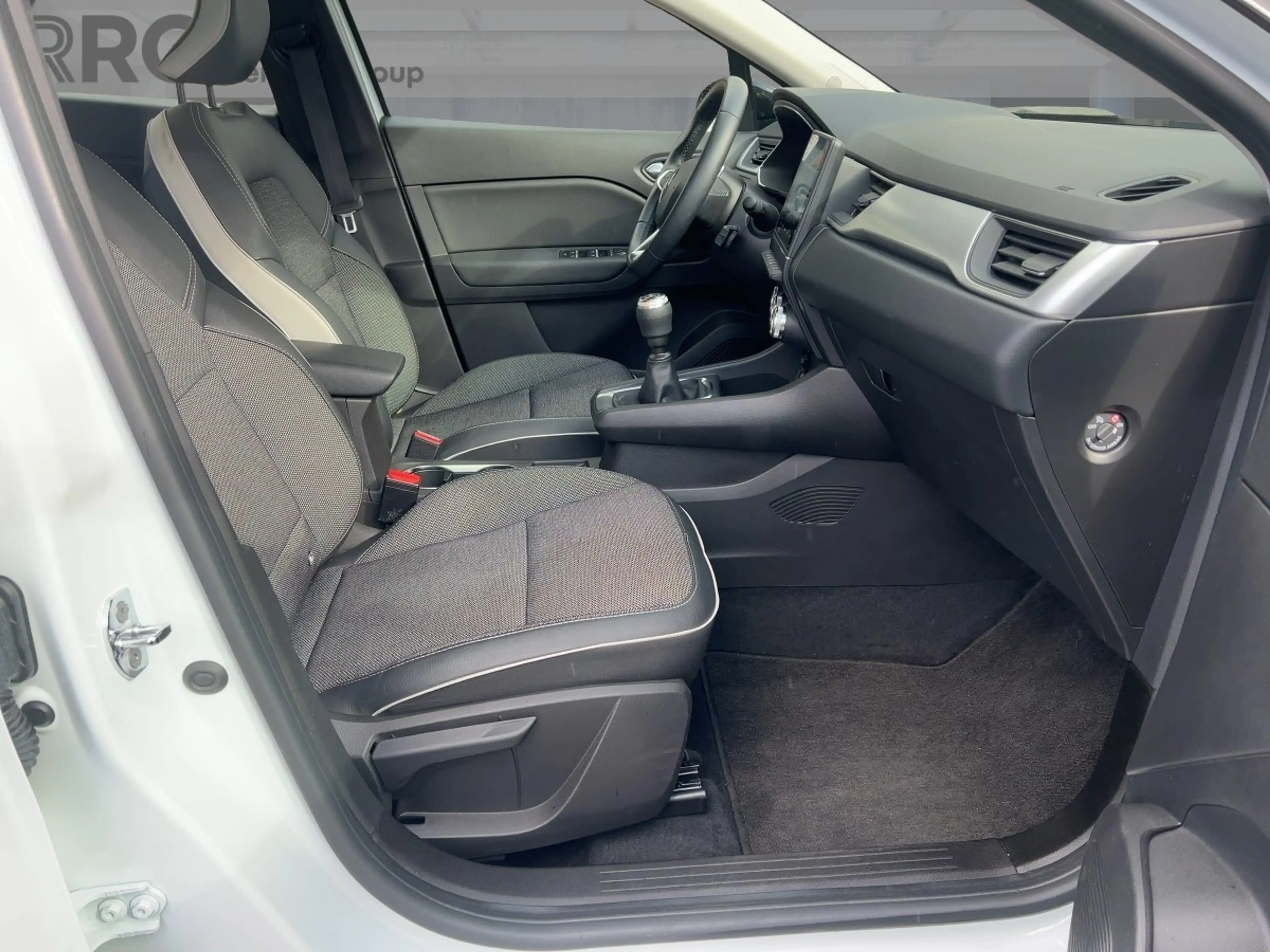 Renault Captur 1.0 TCE 90 INTENS — photo 8