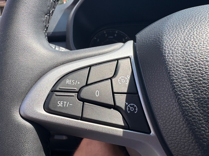 Dacia Jogger TCe 110 Extreme+ 5-Sitzer Navi/Kamera — photo 14