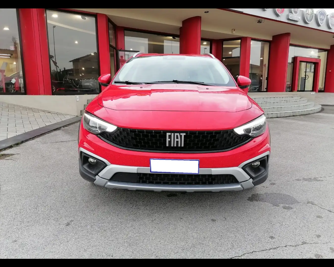 Fiat Tipo 5 Porte 1.5 T4 Hybrid (Red) Red - 2