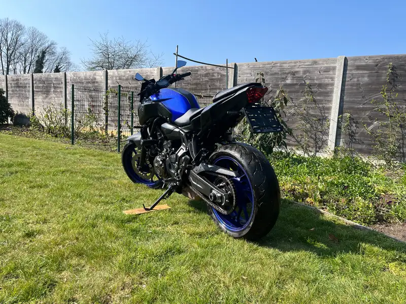 Yamaha MT-07 - foto 3