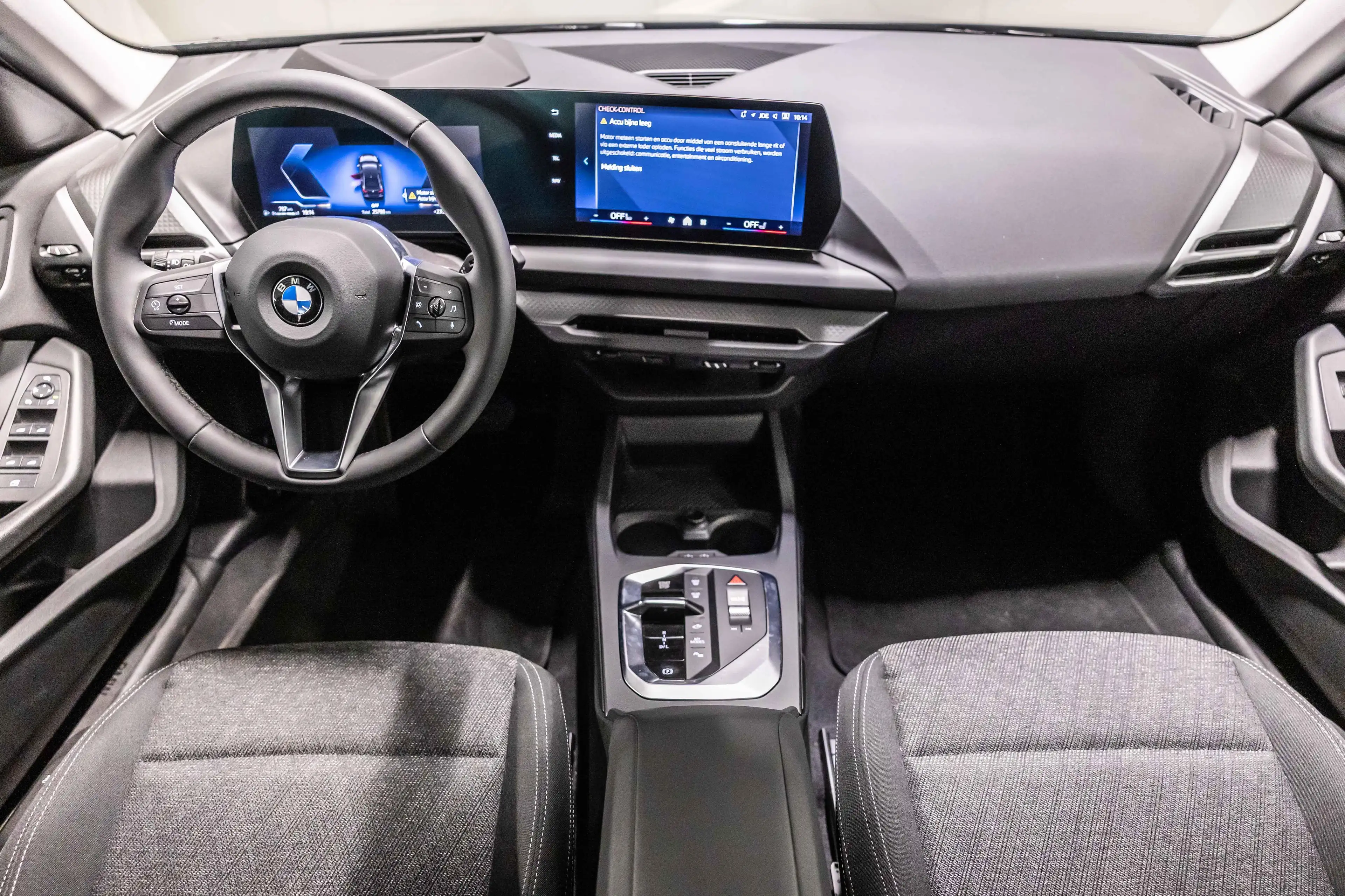 BMW 216 216 Gran Coupé M Sport Design | HUD | DRIVE PRO | — photo 8