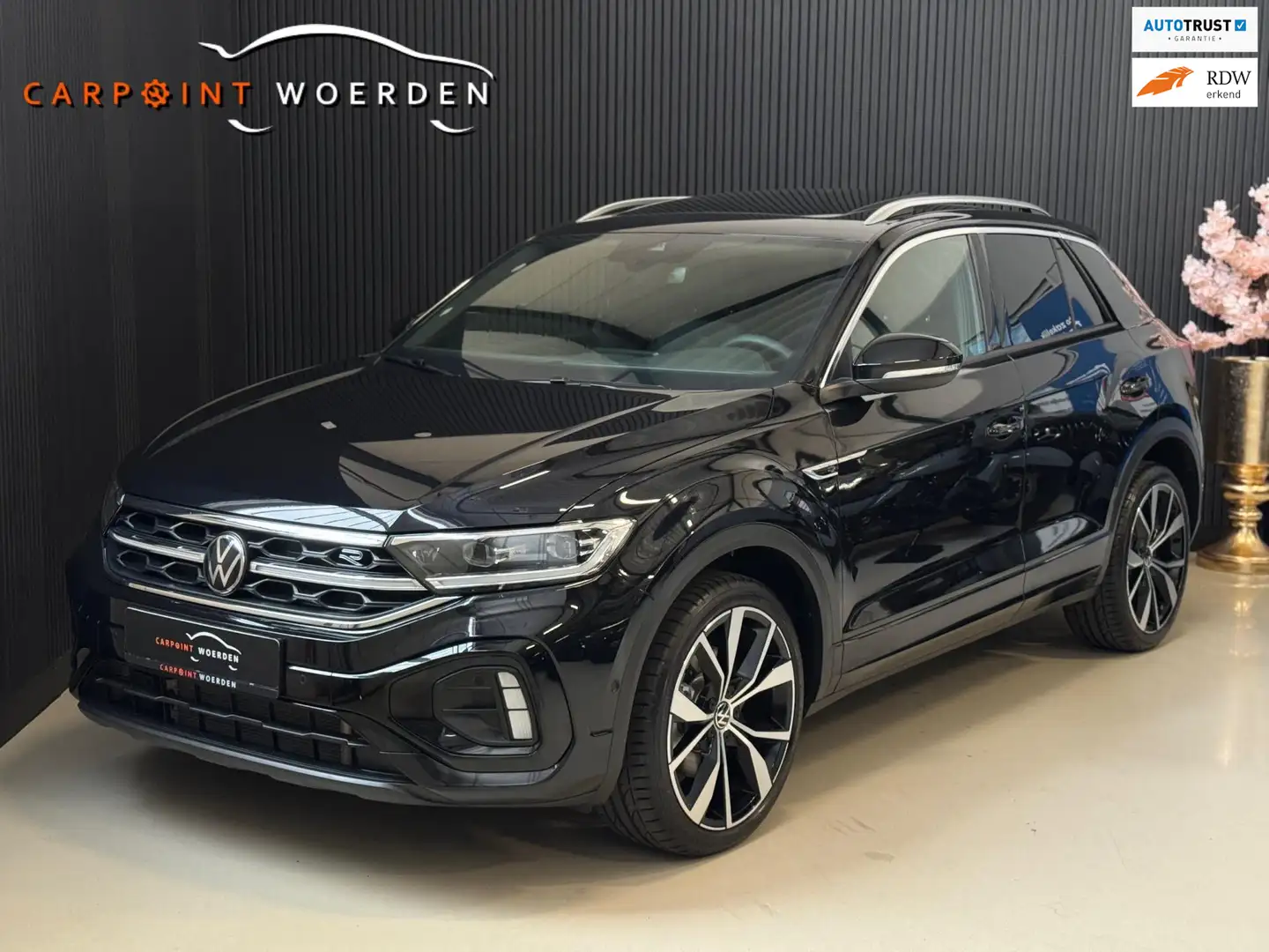 Volkswagen T-Roc 1.5 TSI R-Line DSG | PANO | IQ LIGHT | VIRTUAL | C Noir - 1