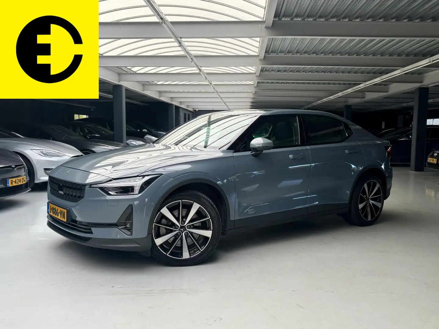 Polestar 2 Long Range Dual Motor Launch Edition 78kWh | Dakra Grijs - 1