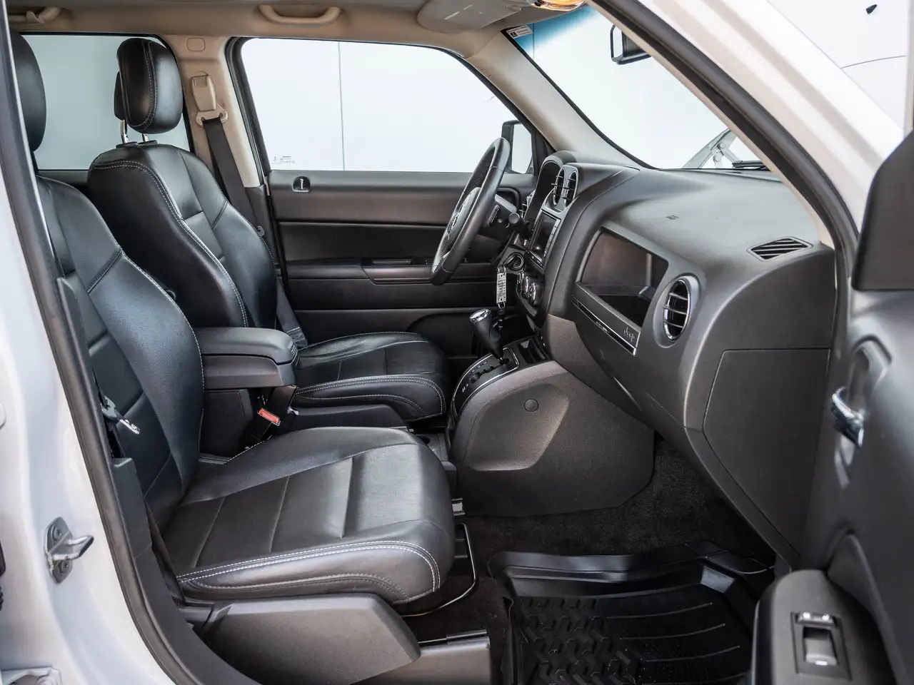 Jeep Patriot photo Jeep Patriot