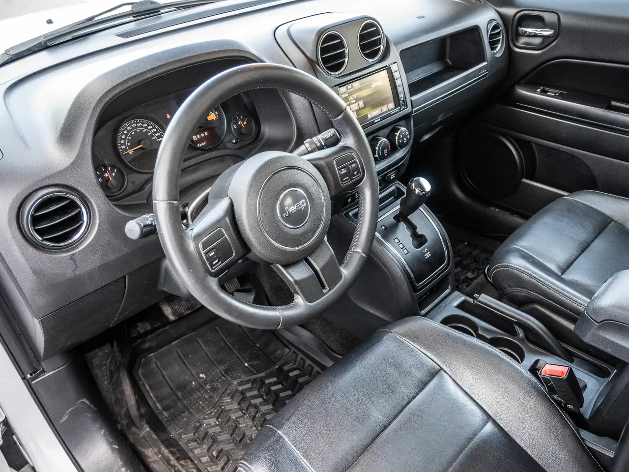 Jeep Patriot photo Jeep Patriot