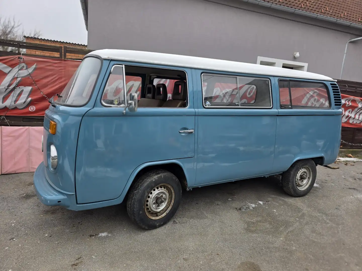 Volkswagen T2 Blau - 2