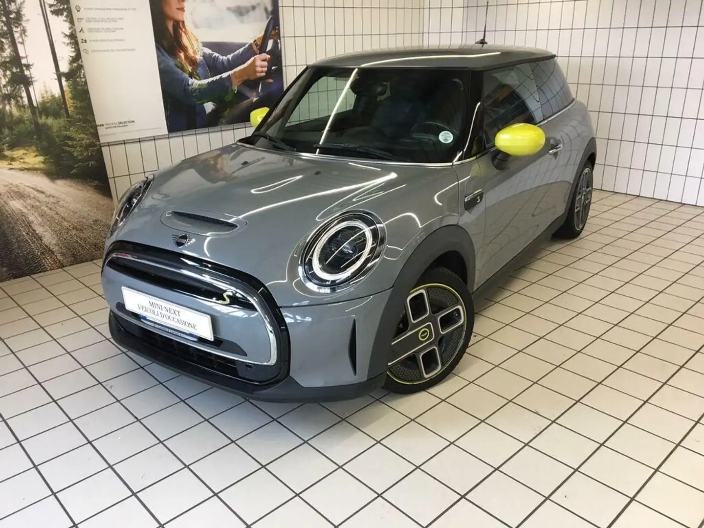 MINI Cooper SE 3p  Yours auto Grau - 1