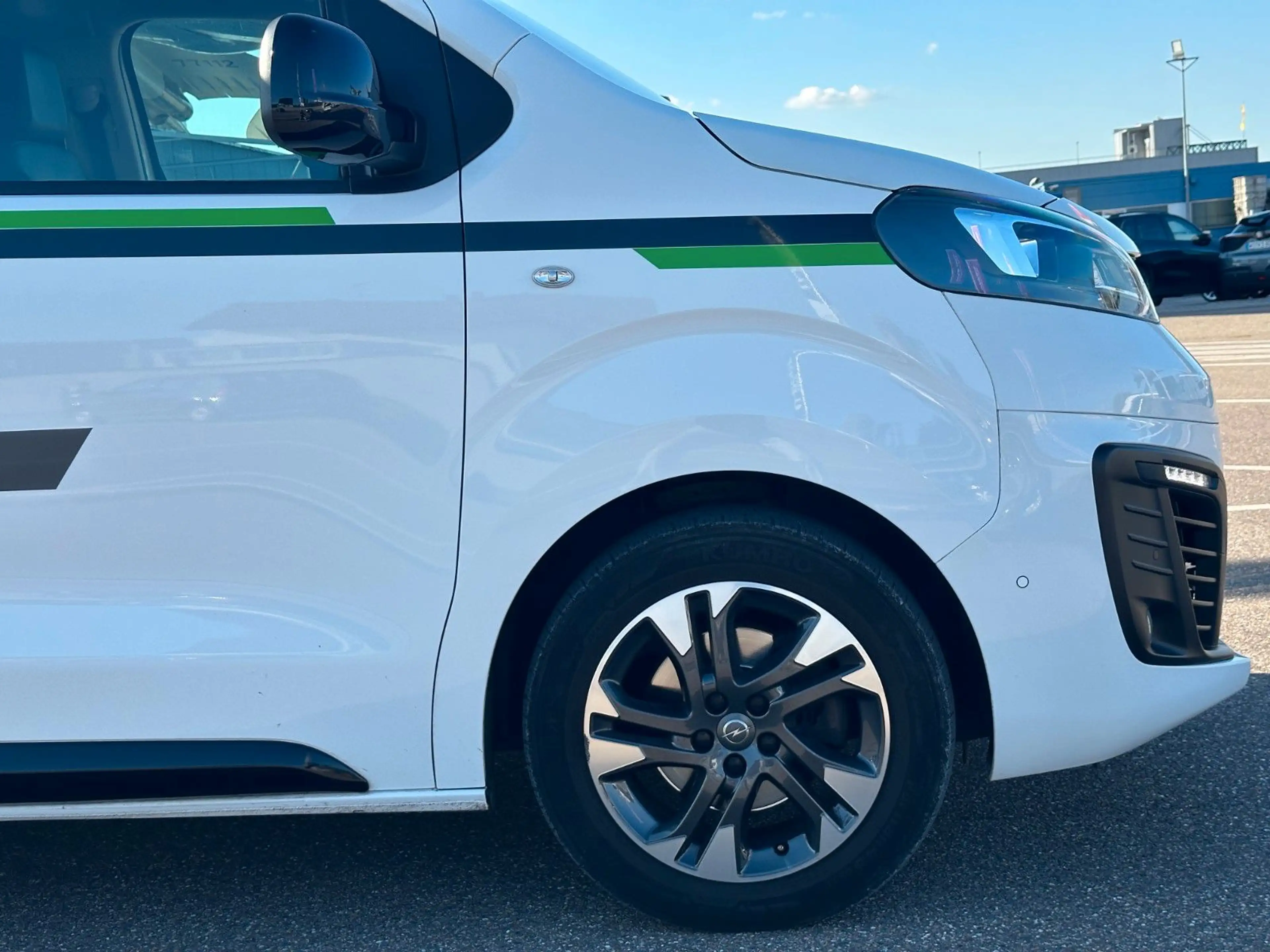 Opel Zafira Life Tourer L/LED/AHK/RFK/Head-Up Navi SH — photo 4