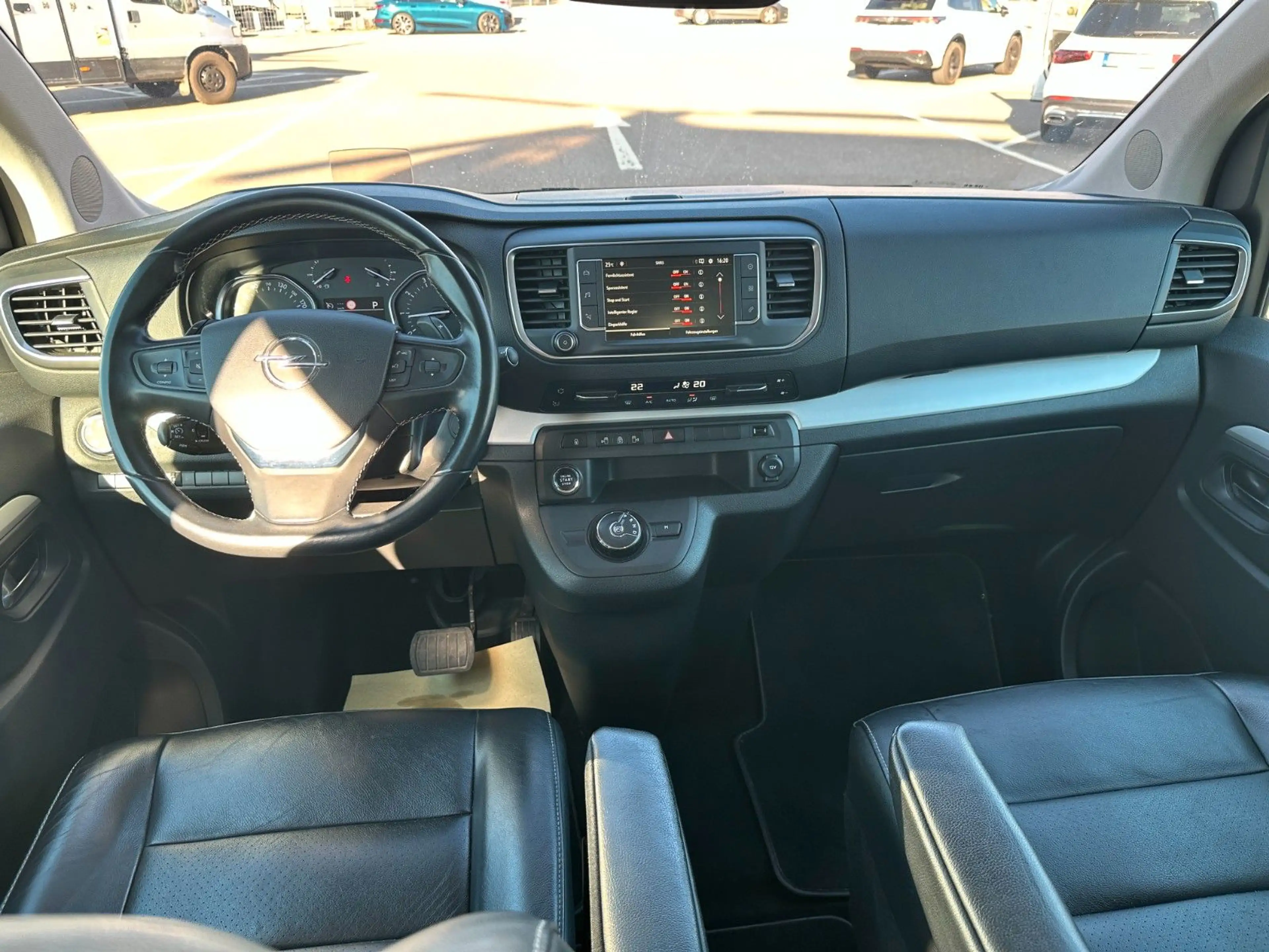 Opel Zafira Life Tourer L/LED/AHK/RFK/Head-Up Navi SH — photo 15