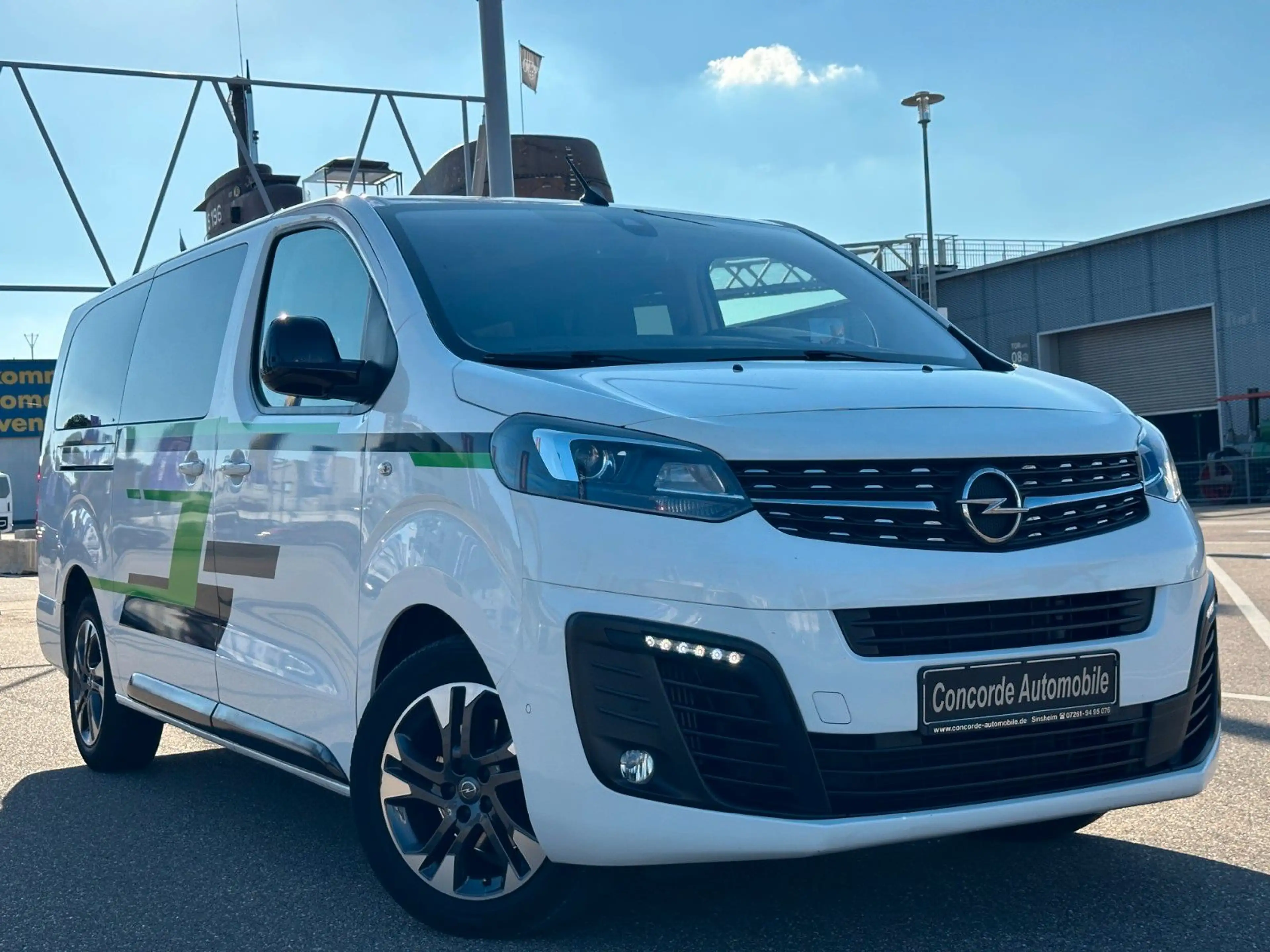 Opel Zafira Life Tourer L/LED/AHK/RFK/Head-Up Navi SH