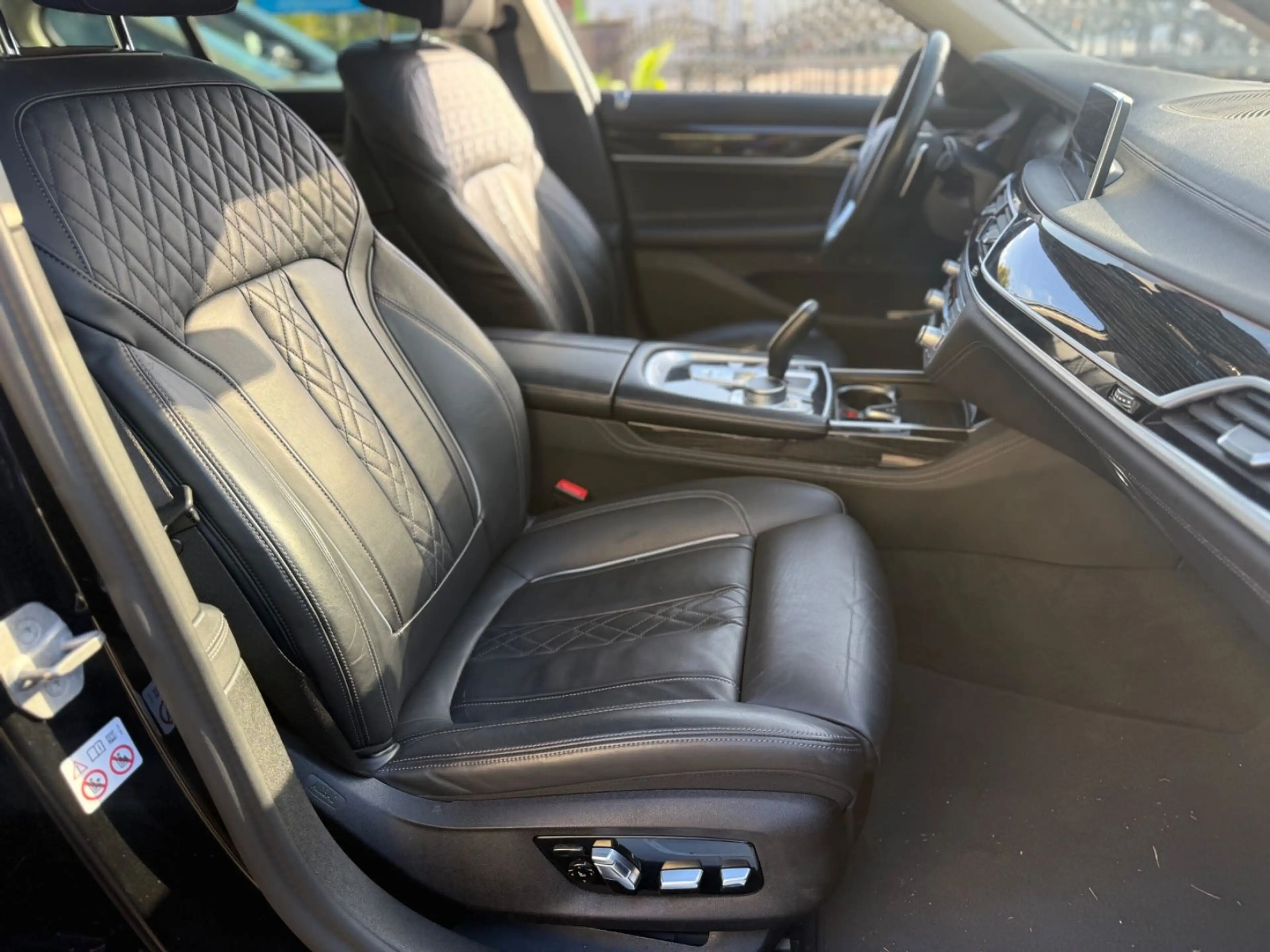 BMW 730 d xDrive 2.Hand Vollausstattung Massagesitze — photo 12