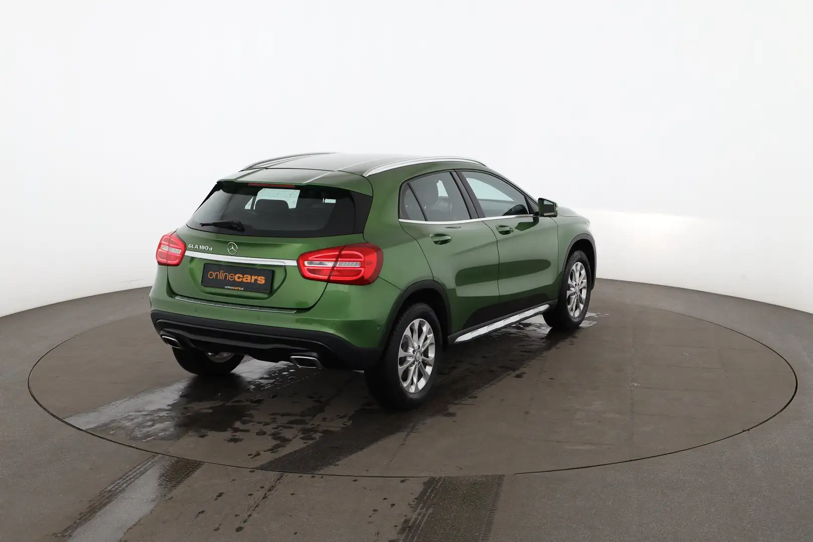 Mercedes-Benz GLA 180 d CDI Urban Aut XENON NAVI LEDER SITZHZG Grün - 2