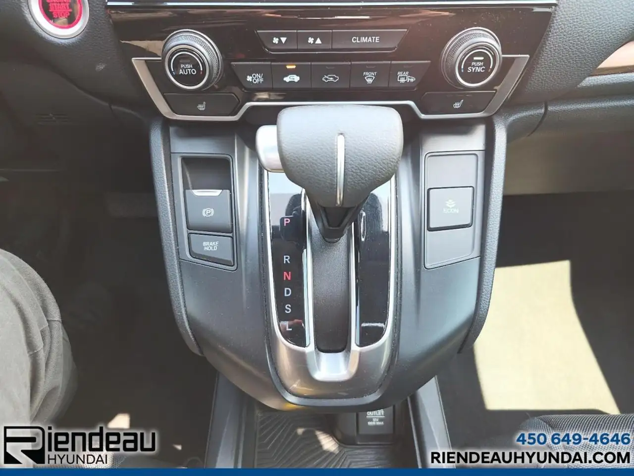 Honda CR-V photo Honda CR-V