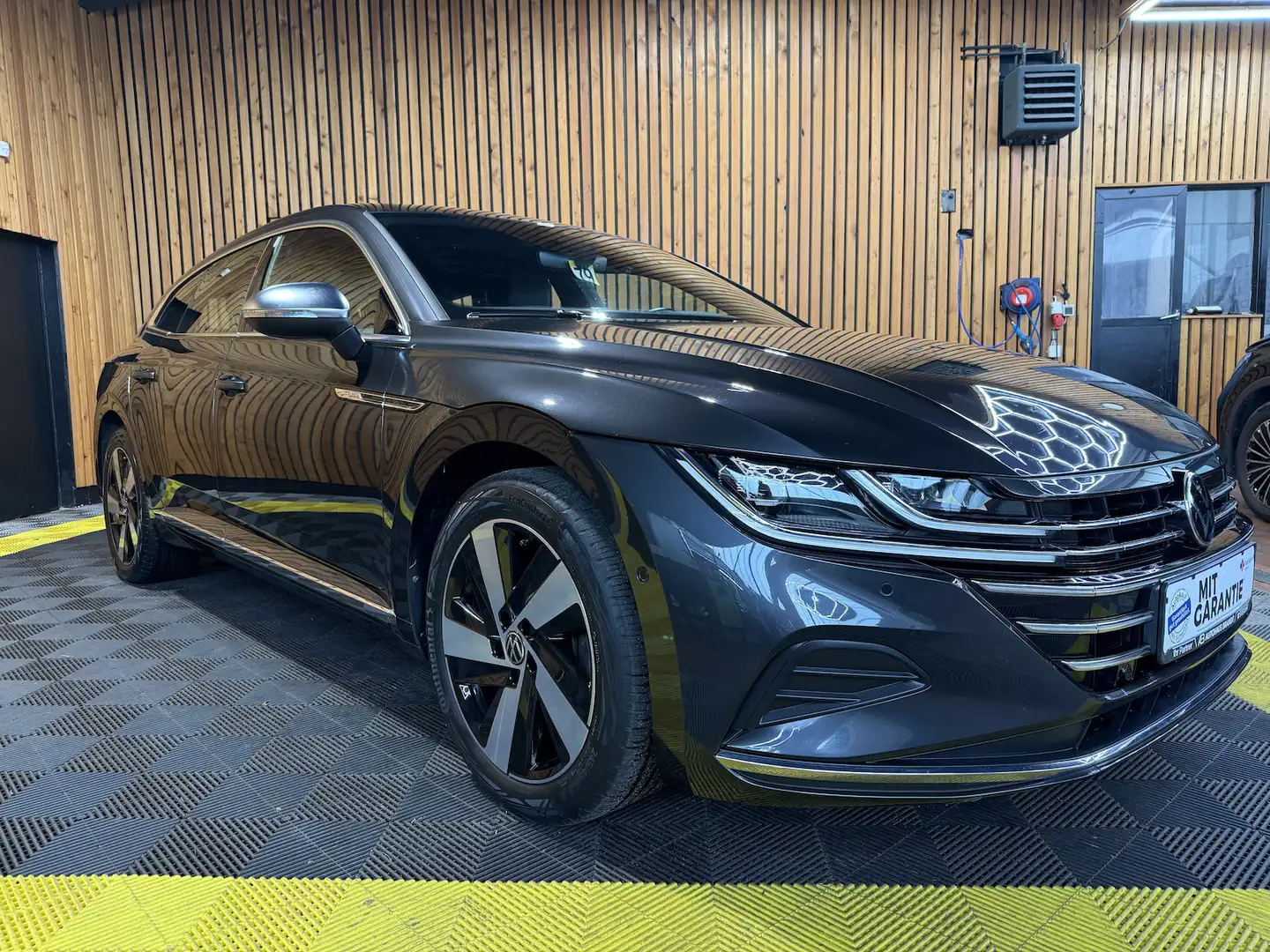Volkswagen Arteon 1.4 eHybrid SB*Navi*LED*Kam*AHK*DCC*Leder Grau - 1