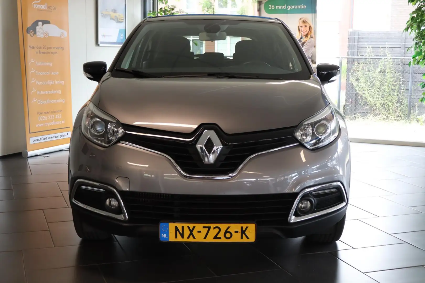 Renault Captur 0.9 TCe Dynamique Grijs - 2