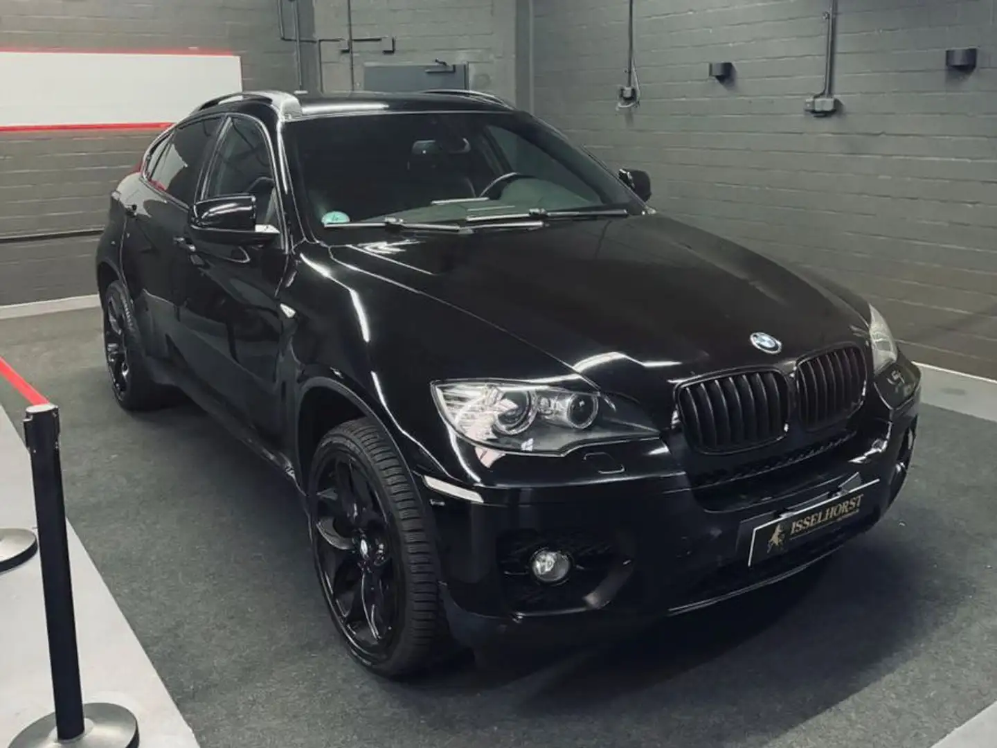 BMW X6 Baureihe X6 xDrive40d M Paket 21Zoll Shadow Чорний - 1