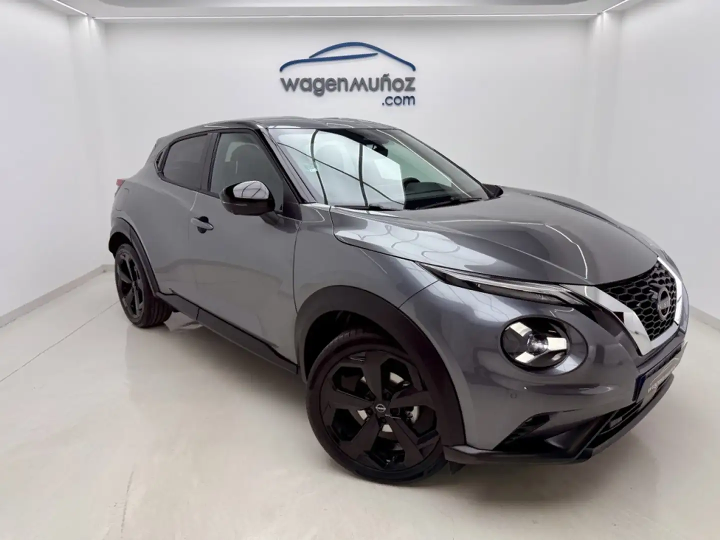 Nissan Juke 1.0 DIG-T Tekna 4x2 84kW Gris - 2
