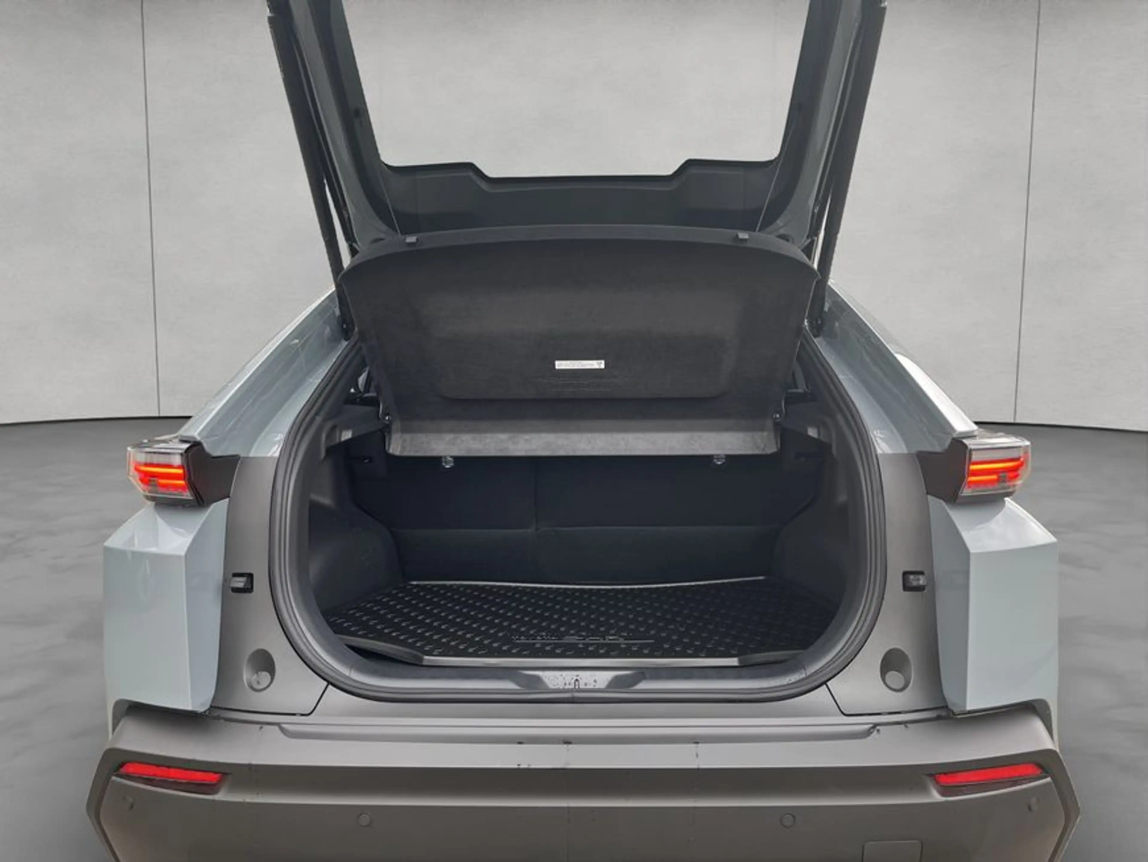 Toyota C-HR+ + 77kWh Teamplayer (Strom) — photo 6