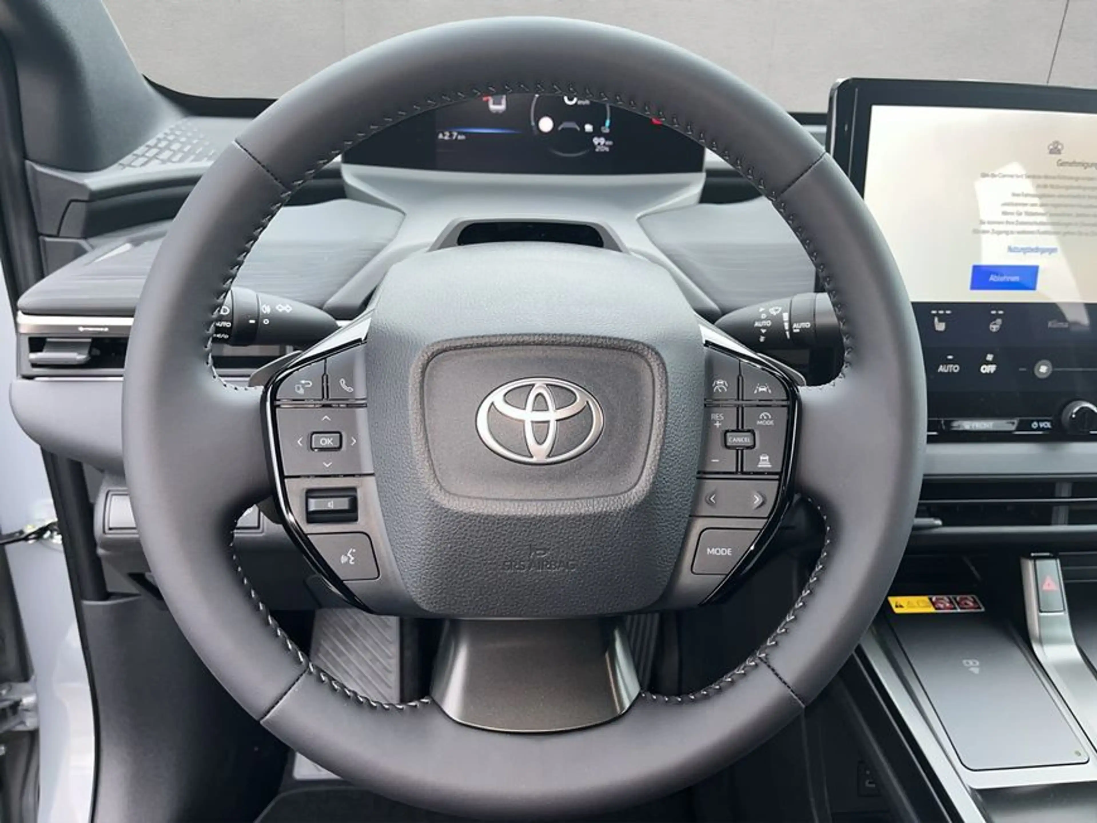 Toyota C-HR+ + 77kWh Teamplayer (Strom) — photo 12