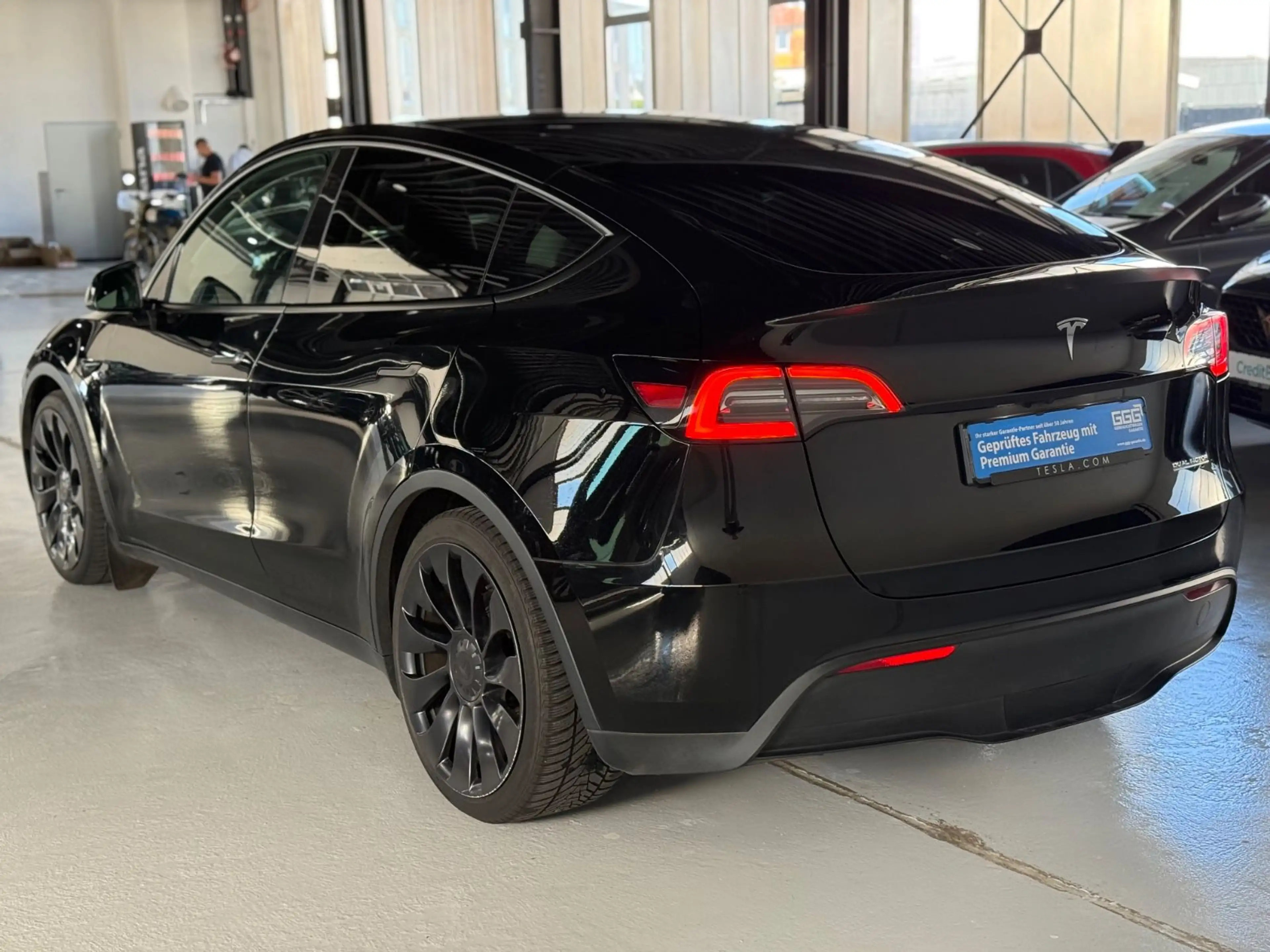 Tesla Model Y Performance Dual AWD 1.Hand SOH Mwst. — photo 6