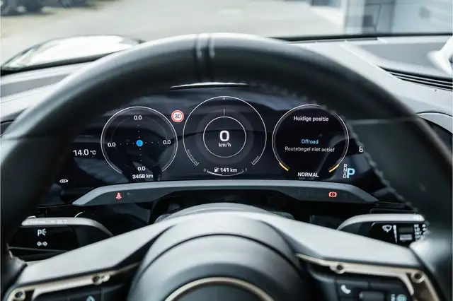 Porsche Taycan view 13