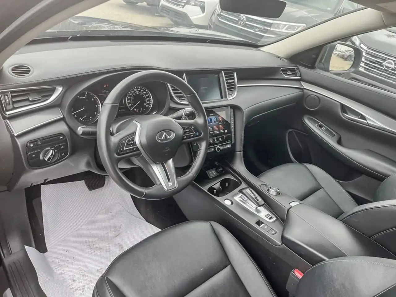 Infiniti QX50 снимка Infiniti QX50